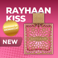  Rayhaan Kiss Eau de Parfum 100ml para mujer - Perfume árabe femenino gourmand con notas de fresa, frambuesa, coco y praliné en salida; leche condensada, flor blanca y caramelo en corazón; vainilla, almizcle, haba tonka y sándalo en fondo. Frasco elegante con presentación premium. Fragancia dulce y cremosa ideal para día o noche.