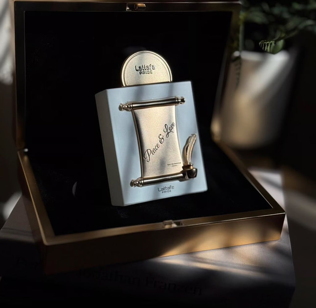 Peace & Love.  Lattafa. 100ml.-
